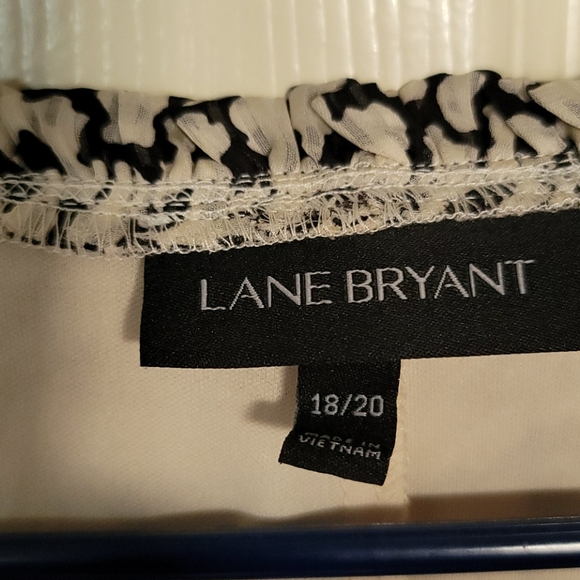 Blouse - Picture 2 of 3